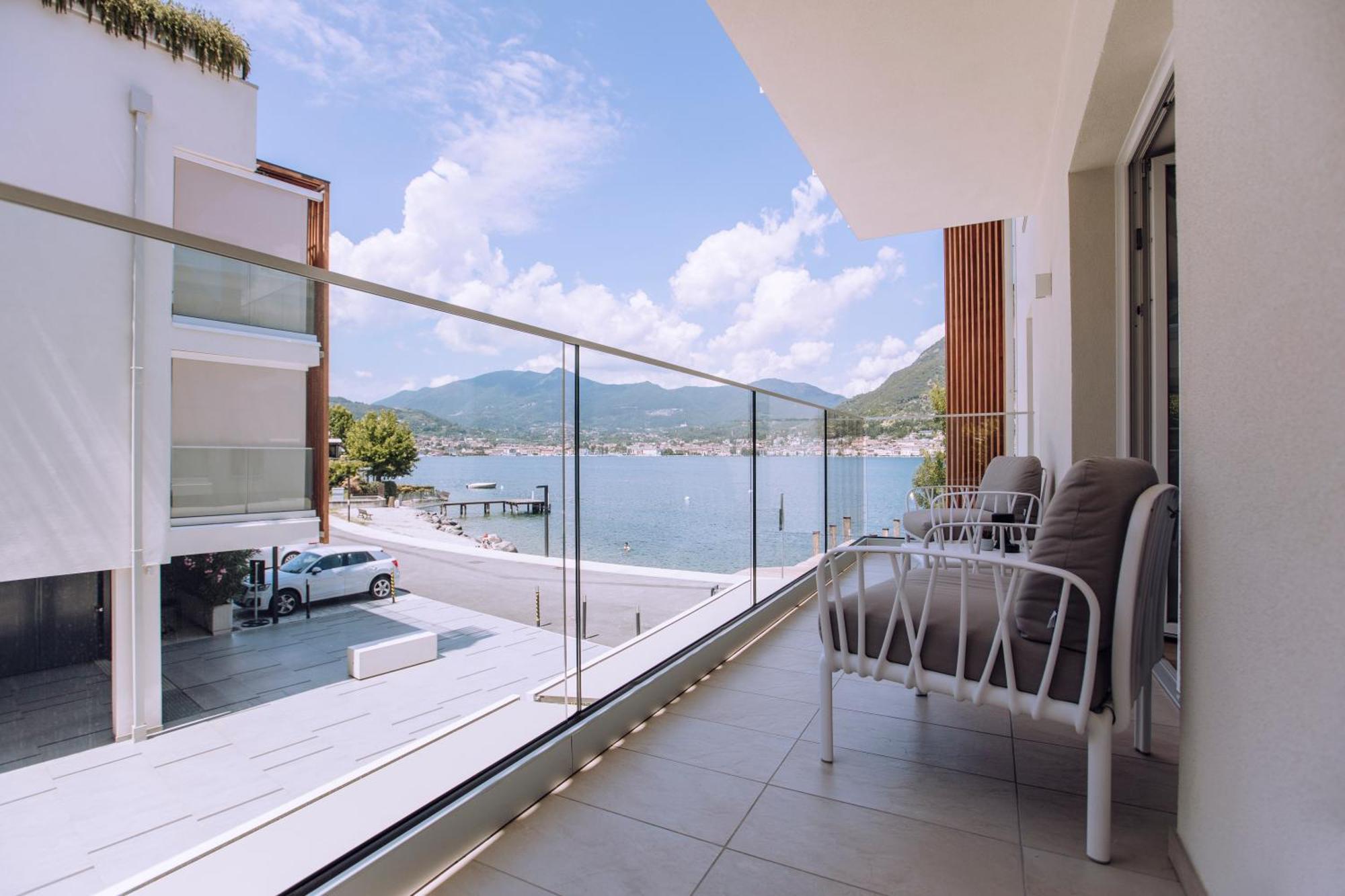 Ah Porticcioli Boutique Apartments San Felice del Benaco Exteriör bild