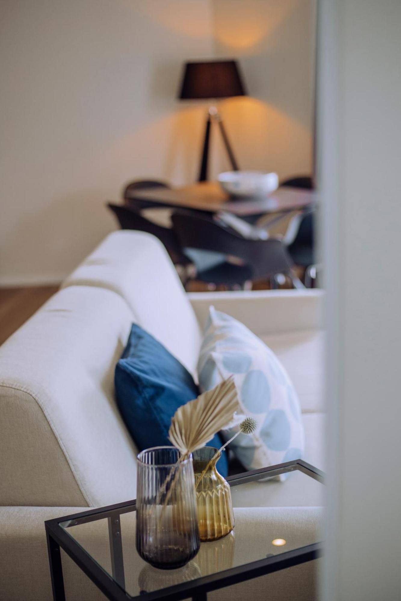 Ah Porticcioli Boutique Apartments San Felice del Benaco Exteriör bild