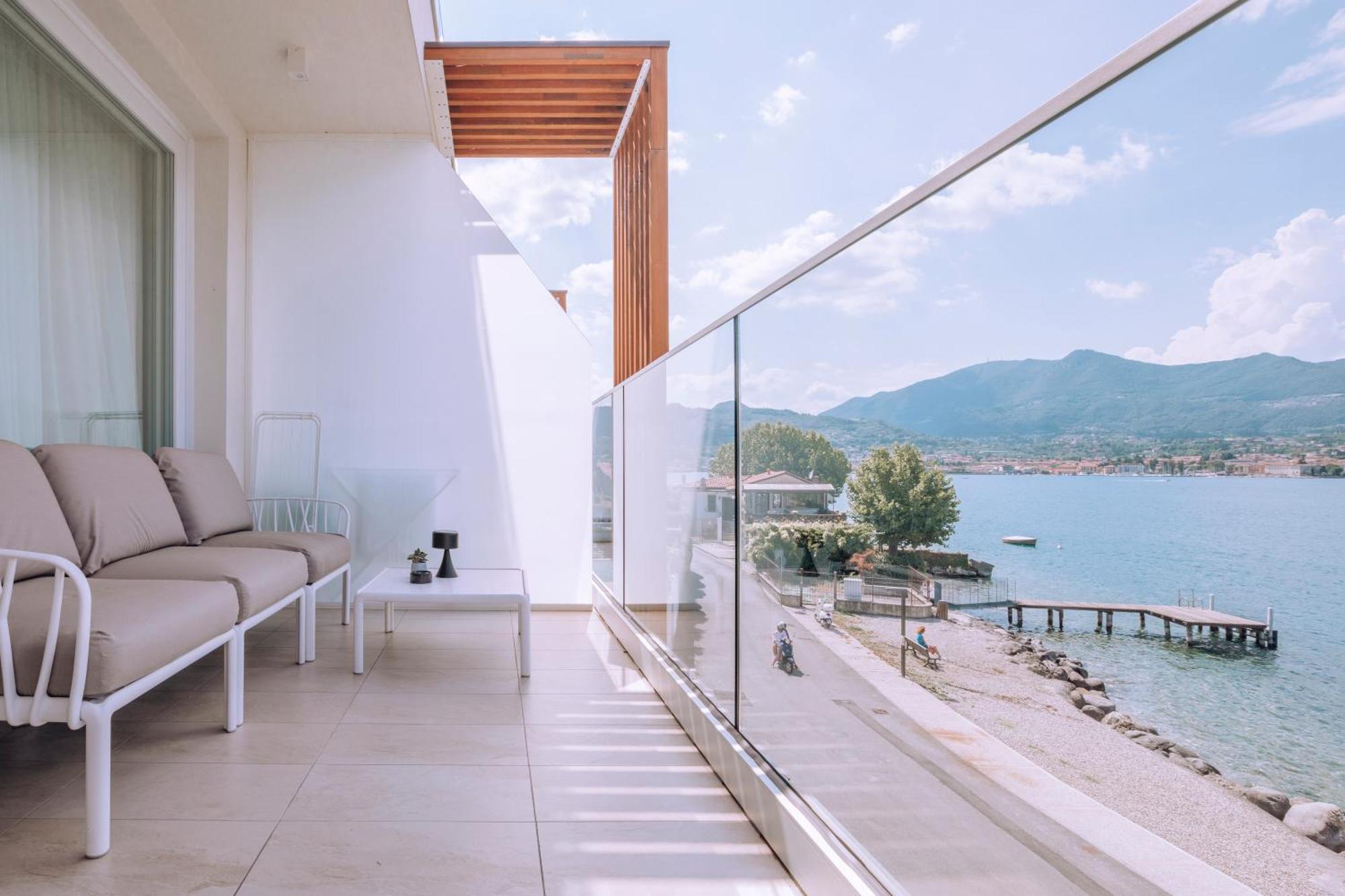 Ah Porticcioli Boutique Apartments San Felice del Benaco Exteriör bild