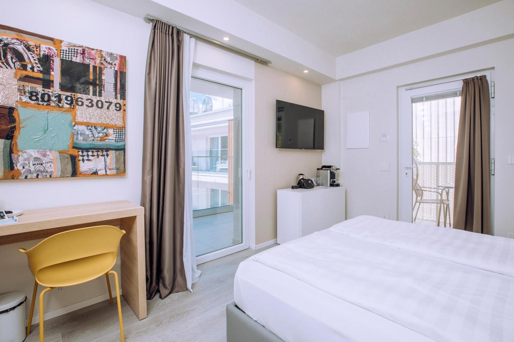 Ah Porticcioli Boutique Apartments San Felice del Benaco Exteriör bild